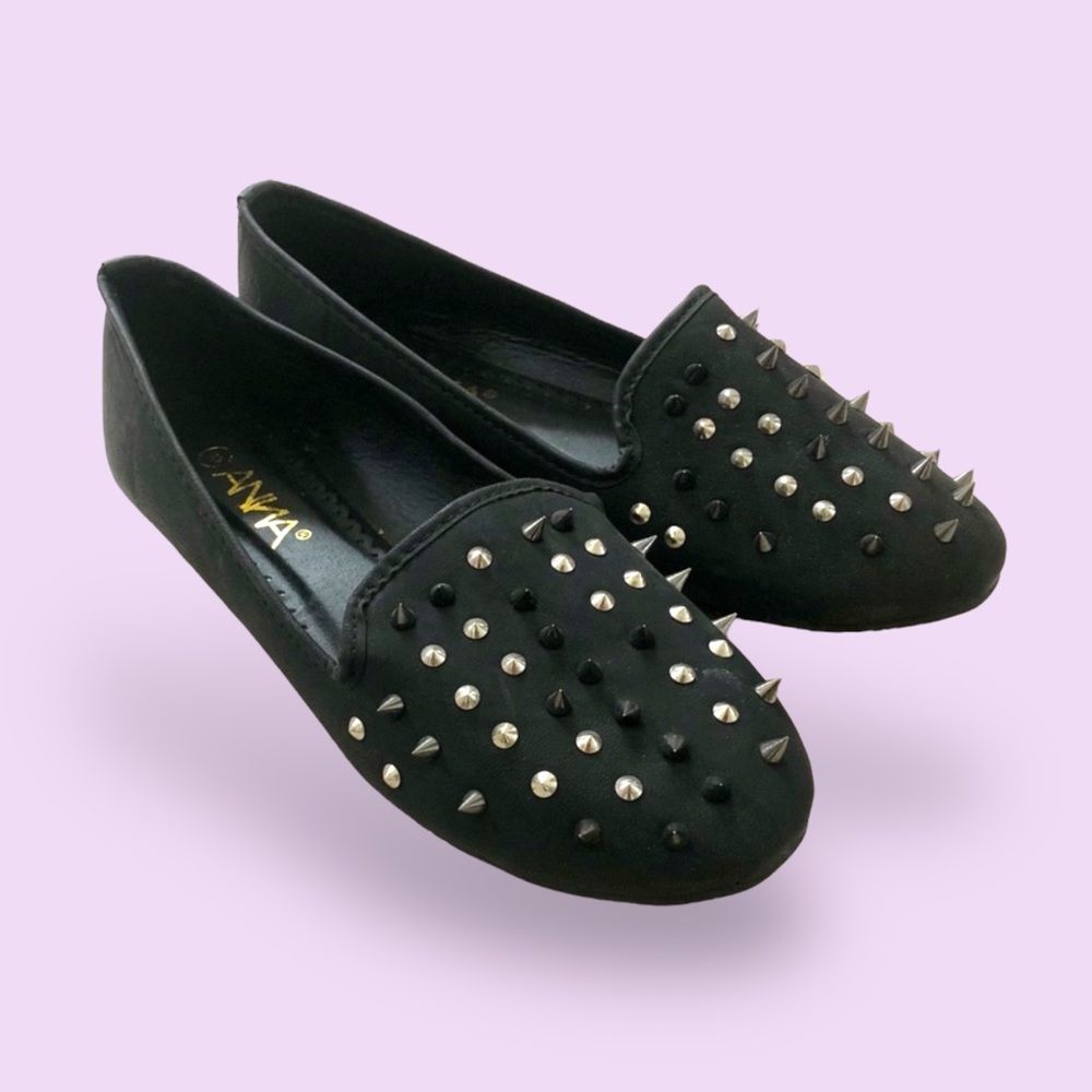 Spike and Stud Flats
